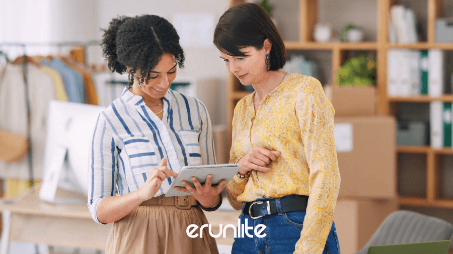 Boss Using iPad eRunlite Website.png